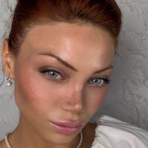 Ναταλί Βαλιάνου: Παρουσιάζει τη νέα της ατομική έκθεση με τίτλο “Summer&nbsp;Breathe”